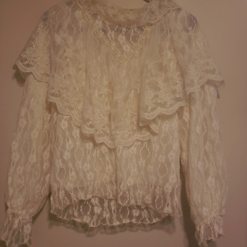 Lace floral white top